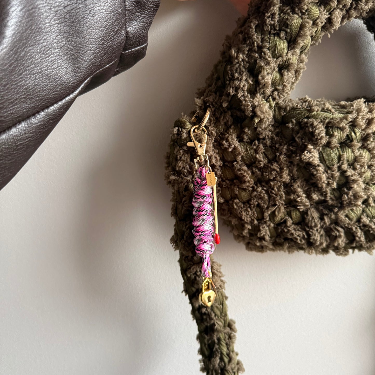 The Keychain 2.0 - Pink Army